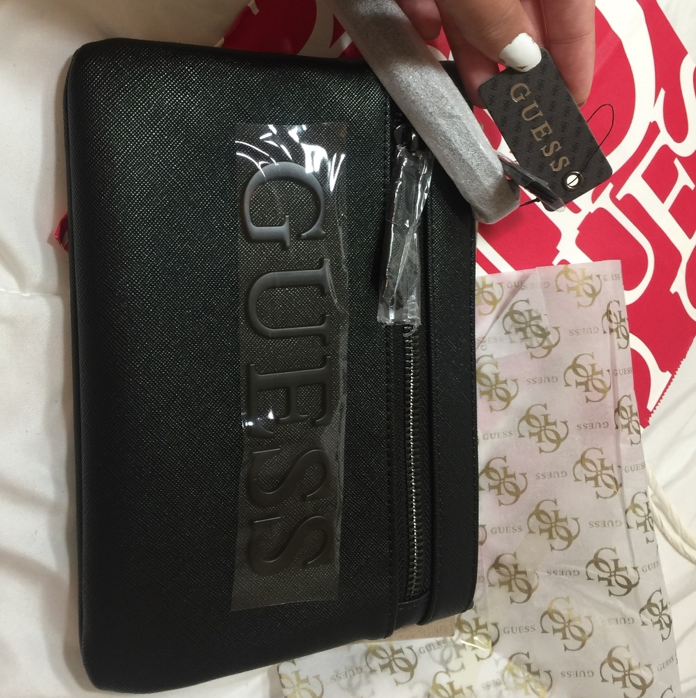 Guess wristlet